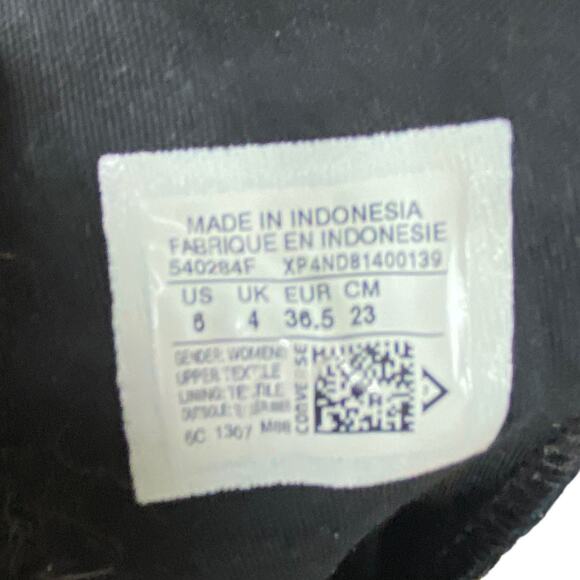 Converse Chuck Taylor high top cheetah Sneaker Wm Size 6 - Picture 8 of 9